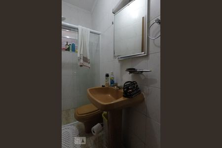 Banheiro de casa à venda com 3 quartos, 210m² em Jardim Monte Kemel, São Paulo