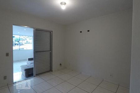Casa à venda com 210m², 3 quartos e 2 vagas Casa à venda com 210m², 3 quartos e 2 vagasSuíte