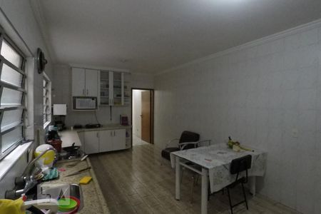 Casa à venda com 210m², 3 quartos e 2 vagas Casa à venda com 210m², 3 quartos e 2 vagasCozinha