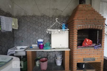 Casa à venda com 210m², 3 quartos e 2 vagas Casa à venda com 210m², 3 quartos e 2 vagasÁrea de Serviço /Churrasqueira