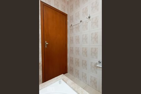 Casa para alugar com 143m², 3 quartos e 2 vagasBanheiro da suíte