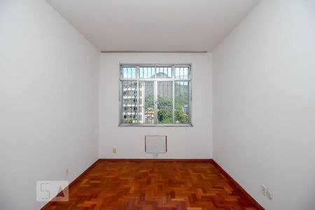 Quarto 1 de apartamento para alugar com 2 quartos, 80m² em Laranjeiras, Rio de Janeiro