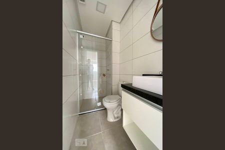 Apartamento para alugar com 57m², 2 quartos e 1 vaga Apartamento para alugar com 57m², 2 quartos e 1 vagaBanheiro