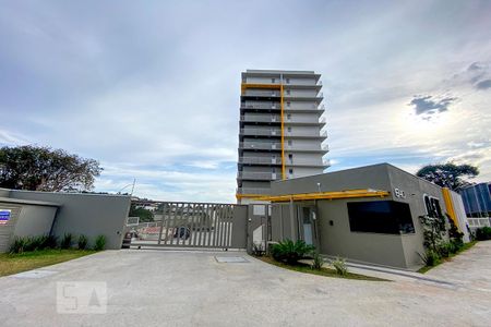Apartamento para alugar com 57m², 2 quartos e 1 vaga Apartamento para alugar com 57m², 2 quartos e 1 vagaFachada