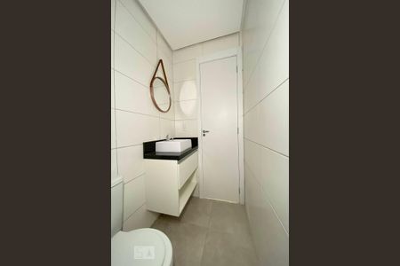 Apartamento para alugar com 57m², 2 quartos e 1 vaga Apartamento para alugar com 57m², 2 quartos e 1 vagaBanheiro