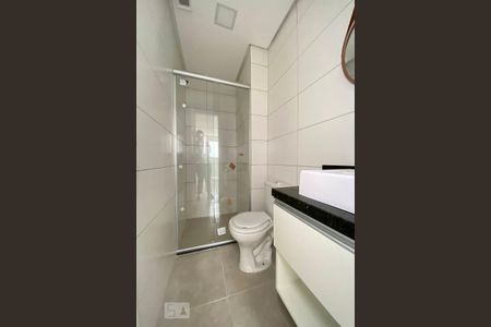 Apartamento para alugar com 57m², 2 quartos e 1 vaga Apartamento para alugar com 57m², 2 quartos e 1 vagaBanheiro