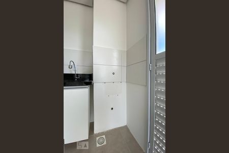 Apartamento para alugar com 57m², 2 quartos e 1 vaga Apartamento para alugar com 57m², 2 quartos e 1 vagaLavanderia