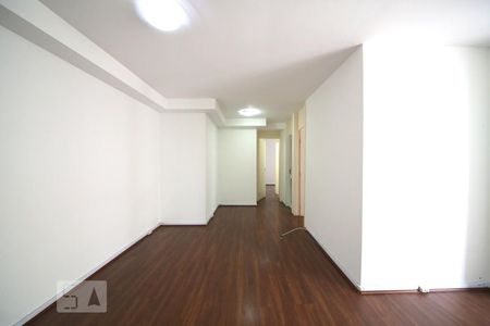 Apartamento para alugar com 64m², 2 quartos e 1 vagaSala 