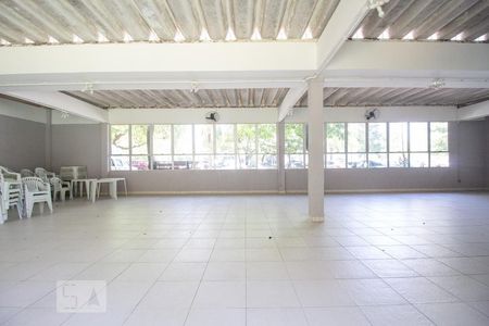 Apartamento à venda com 57m², 3 quartos e 1 vagaSalão de Festas