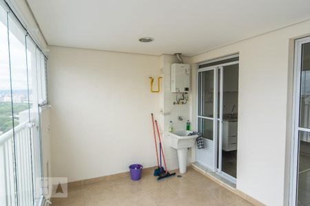 Apartamento para alugar com 44m², 1 quarto e 1 vaga Apartamento para alugar com 44m², 1 quarto e 1 vagaVaranda
