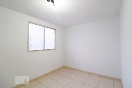 Quarto 1 de apartamento para alugar com 2 quartos, 55m² em Parque Atheneu, Goiânia