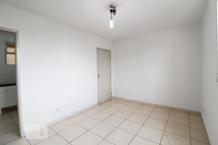 Apartamento para alugar com 55m², 2 quartos e 1 vaga Apartamento para alugar com 55m², 2 quartos e 1 vagaSala