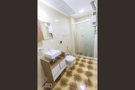 Apartamento à venda com 62m², 2 quartos e 1 vagaBanheiro Social