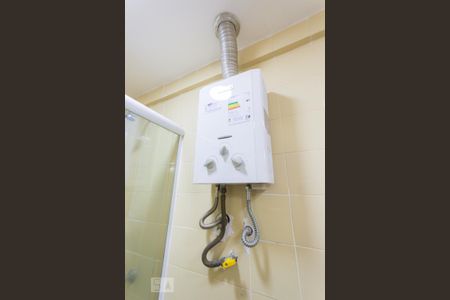 Apartamento à venda com 62m², 2 quartos e 1 vagaBanheiro Social - Aquecedor