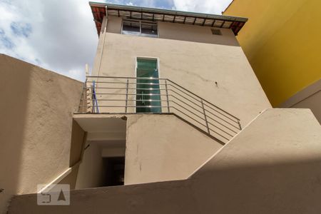 Fachada Traseira de casa à venda com 5 quartos, 200m² em Vila Nova Vista, Sabará