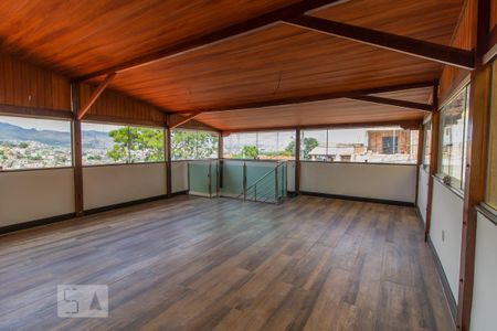 Cobertura de casa à venda com 5 quartos, 200m² em Vila Nova Vista, Sabará