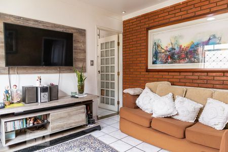 Sala de casa à venda com 3 quartos, 155m² em Vila Mazzei, São Paulo