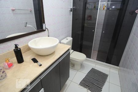 Casa à venda com 240m², 4 quartos e 2 vagasBanheiro Social