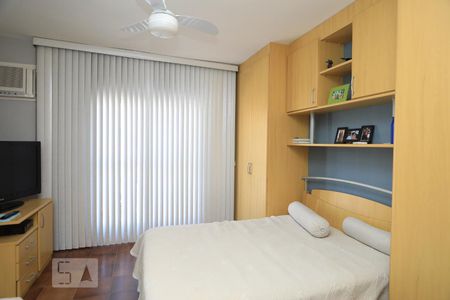 Casa à venda com 240m², 4 quartos e 2 vagasQuarto 4