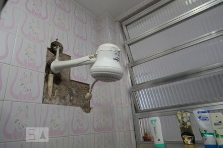 Casa à venda com 240m², 4 quartos e 2 vagasBanheiro Social