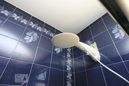 Casa à venda com 240m², 4 quartos e 2 vagasBanheiro 1