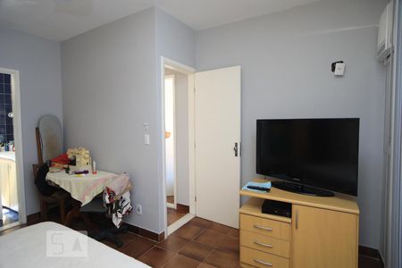 Casa à venda com 240m², 4 quartos e 2 vagasQuarto 4