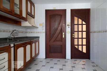 Apartamento à venda com 120m², 3 quartos e 2 vagasCozinha