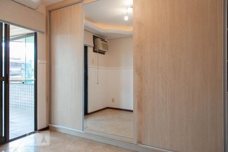 Apartamento à venda com 120m², 3 quartos e 2 vagasQuarto 1