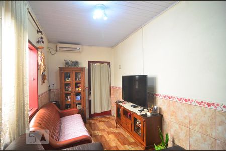 Sala de casa à venda com 3 quartos, 136m² em Rio Branco, Canoas