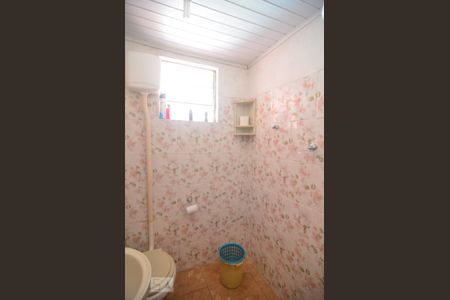 Casa à venda com 136m², 3 quartos e 1 vagaBanheiro