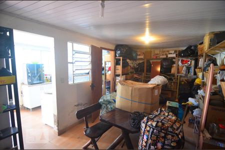 Casa à venda com 136m², 3 quartos e 1 vagaÁrea de serviço