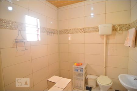 Casa à venda com 136m², 3 quartos e 1 vagaBanheiro