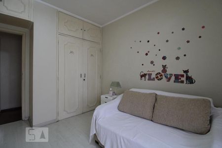 Apartamento à venda com 131m², 3 quartos e 2 vagas Apartamento à venda com 131m², 3 quartos e 2 vagasQuarto 2