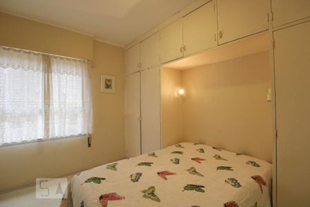 Apartamento à venda com 131m², 3 quartos e 2 vagas Apartamento à venda com 131m², 3 quartos e 2 vagasQuarto 1