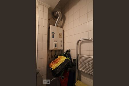 Apartamento à venda com 131m², 3 quartos e 2 vagas Apartamento à venda com 131m², 3 quartos e 2 vagasÁrea de Serviço