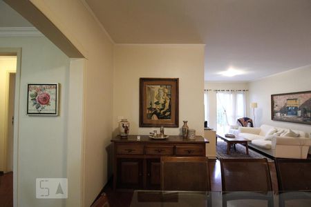 Sala de apartamento à venda com 3 quartos, 131m² em Jardim das Acácias, São Paulo