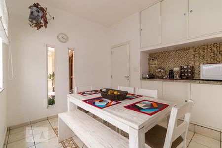 Casa à venda com 300m², 3 quartos e 2 vagasCopa da Cozinha