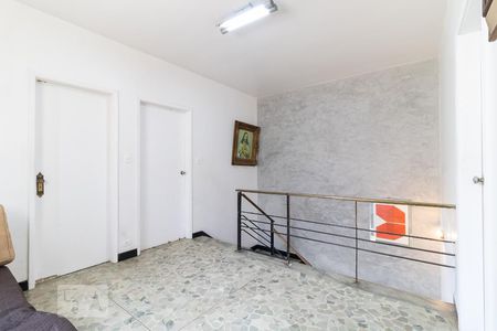 Casa à venda com 300m², 3 quartos e 2 vagasHall dos Quartos