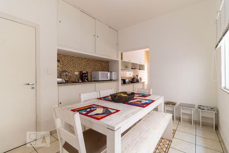 Casa à venda com 300m², 3 quartos e 2 vagasCopa da Cozinha