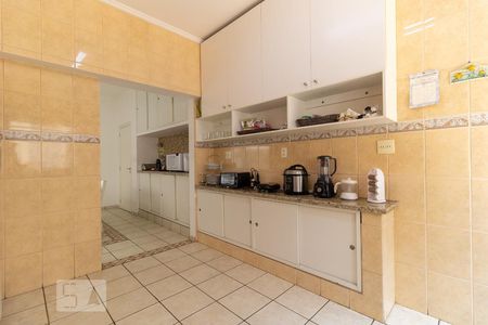 Casa à venda com 300m², 3 quartos e 2 vagasCozinha
