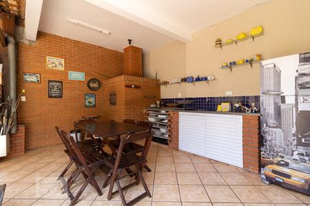 Casa à venda com 300m², 3 quartos e 2 vagasChurrasqueira