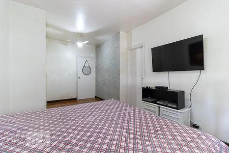 Casa à venda com 300m², 3 quartos e 2 vagasSuíte