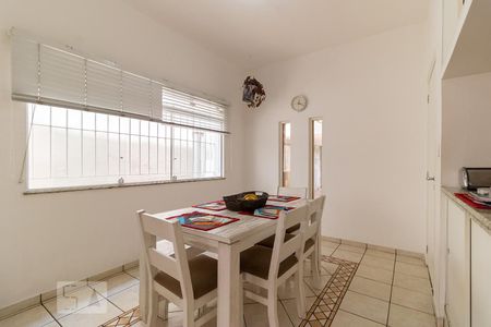 Casa à venda com 300m², 3 quartos e 2 vagasCopa da Cozinha