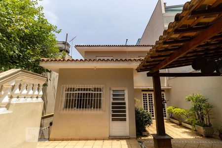 Casa à venda com 300m², 3 quartos e 2 vagasÁrea Externa