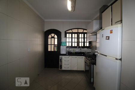 Casa à venda com 338m², 4 quartos e 3 vagasCozinha