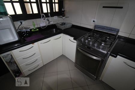 Casa à venda com 338m², 4 quartos e 3 vagasCozinha