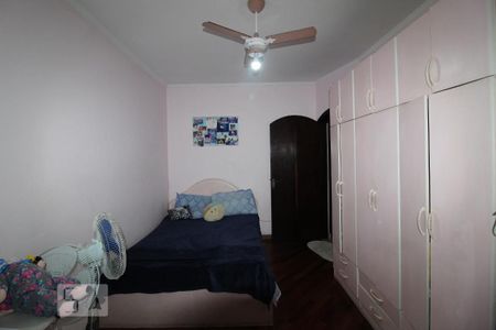 Casa à venda com 338m², 4 quartos e 3 vagasQuarto 2