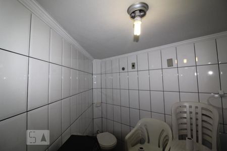 Casa à venda com 338m², 4 quartos e 3 vagasBanheiro serviço