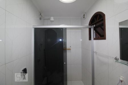 Casa à venda com 338m², 4 quartos e 3 vagasBanheiro 2 social