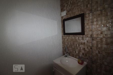 Casa à venda com 338m², 4 quartos e 3 vagasEdicula banheiro